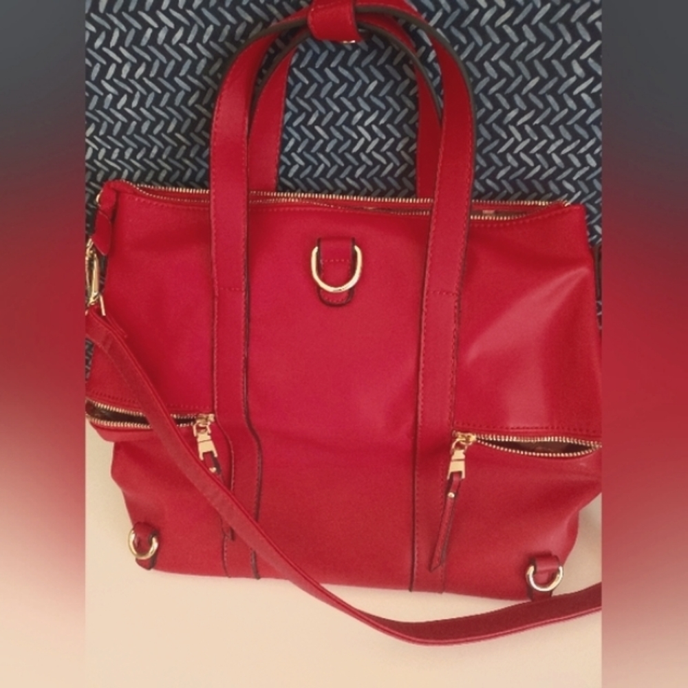No Brand, beautiful bright red purse, with rich satin lining ♥️ - Picture 2 of 4
